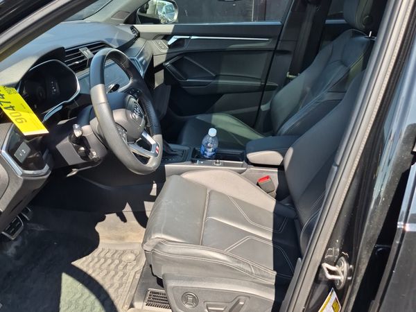 2023 Audi Q3 TECHNIK quattro Technik
