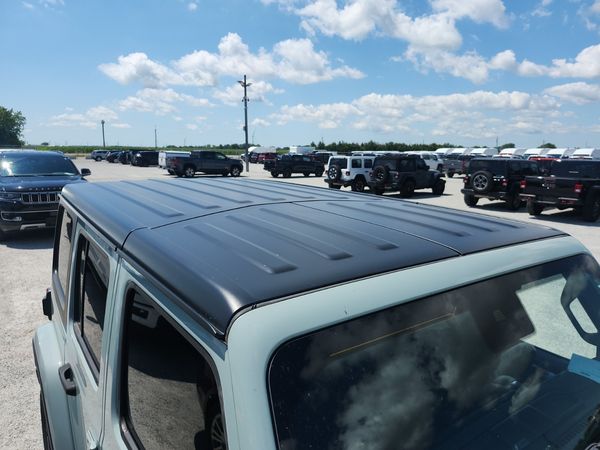 2024 Jeep Wrangler 4 Door 4x4 Sahara