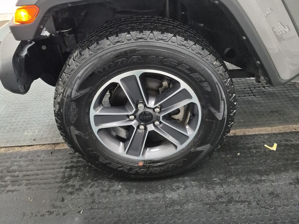 2023 Jeep Wrangler SAHARA