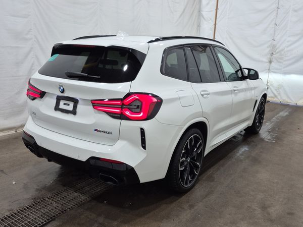 2024 BMW X3 M40I