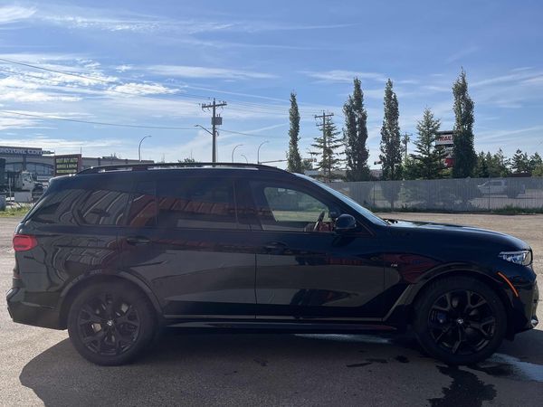 2020 BMW X7 M50i