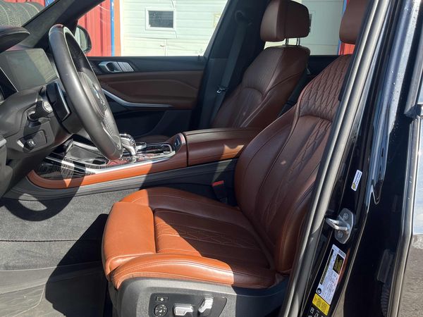 2020 BMW X7 M50i