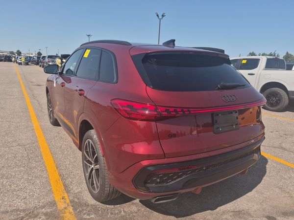 2025 Audi Q5 2.0 TFSI QUATTRO