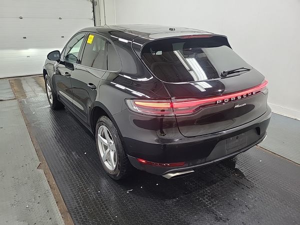 2021 Porsche MACAN AWD Base