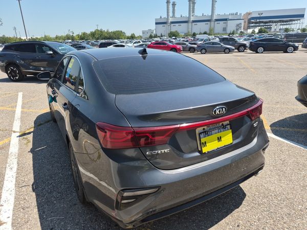 2021 Kia FORTE EX