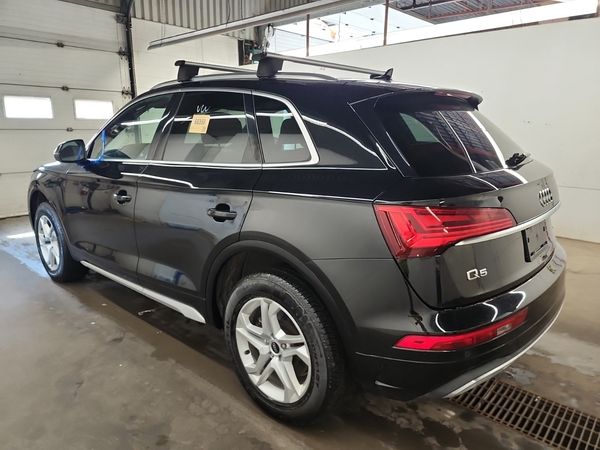2022 Audi Q5 KOMFORT quattro Premium