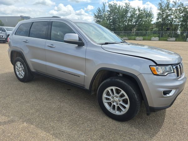 2019 Jeep Grand Cherokee LAREDO E