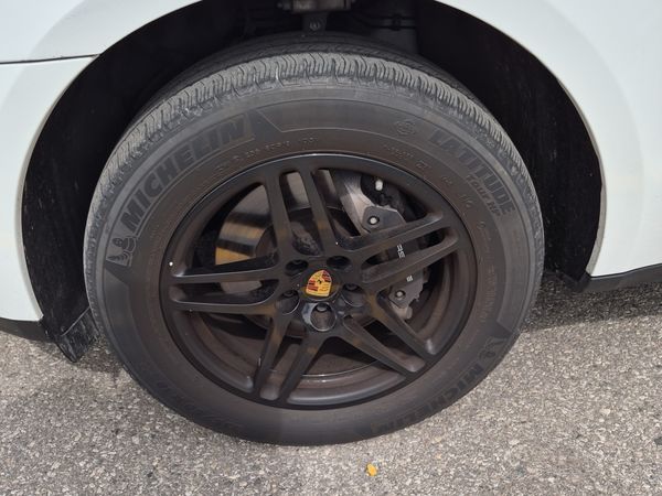 2021 Porsche MACAN AWD Base