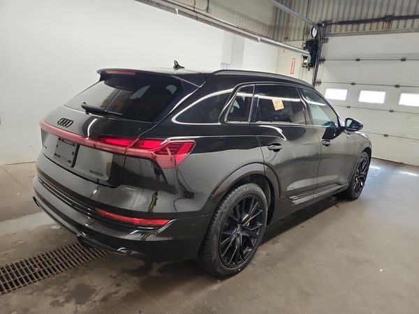 2022 Audi E-TRON TECHNIK quattro Chronos