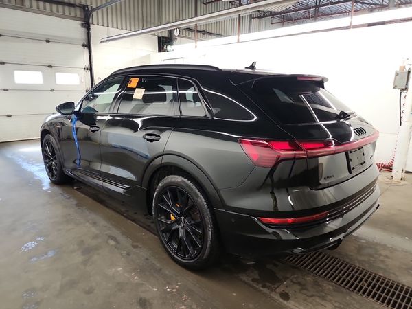 2022 Audi E-TRON TECHNIK quattro Chronos