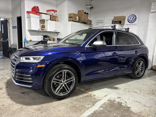 2018 Audi SQ5 Progressiv quattro Premium Plus