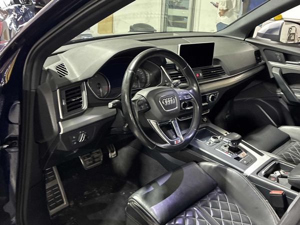 2018 Audi SQ5 Progressiv quattro Premium Plus