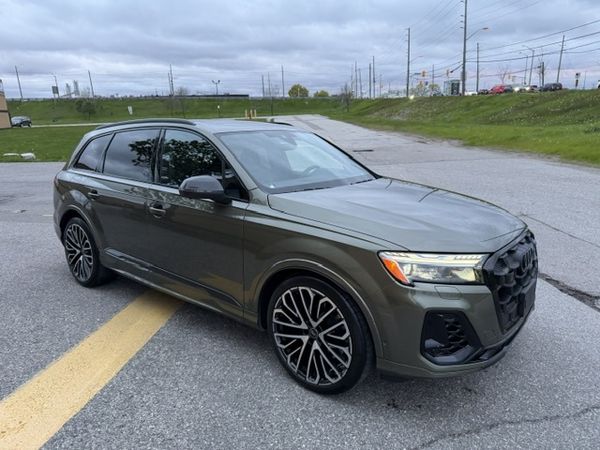 2025 Audi SQ7 4.0 TFSI quattro quattro Premium Plus