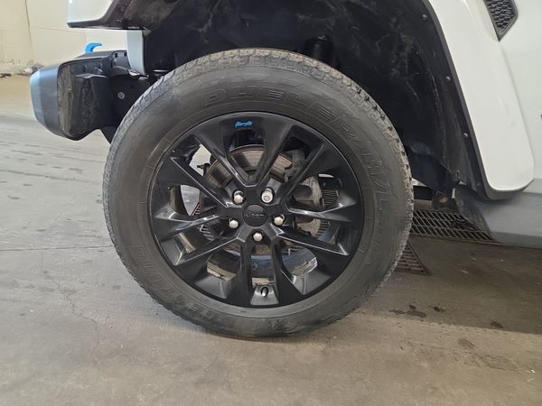2022 Jeep Wrangler 4xe UNLIMITED SAHARA