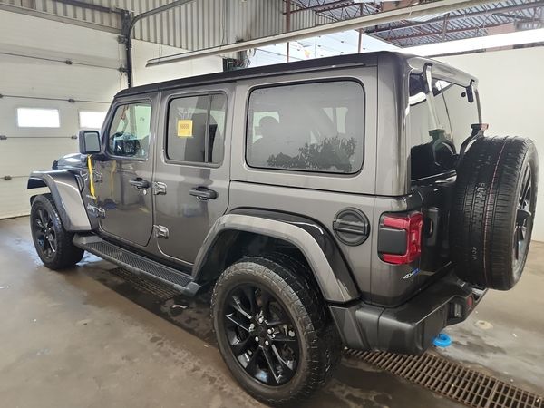 2022 Jeep Wrangler 4xe UNLIMITED SAHARA