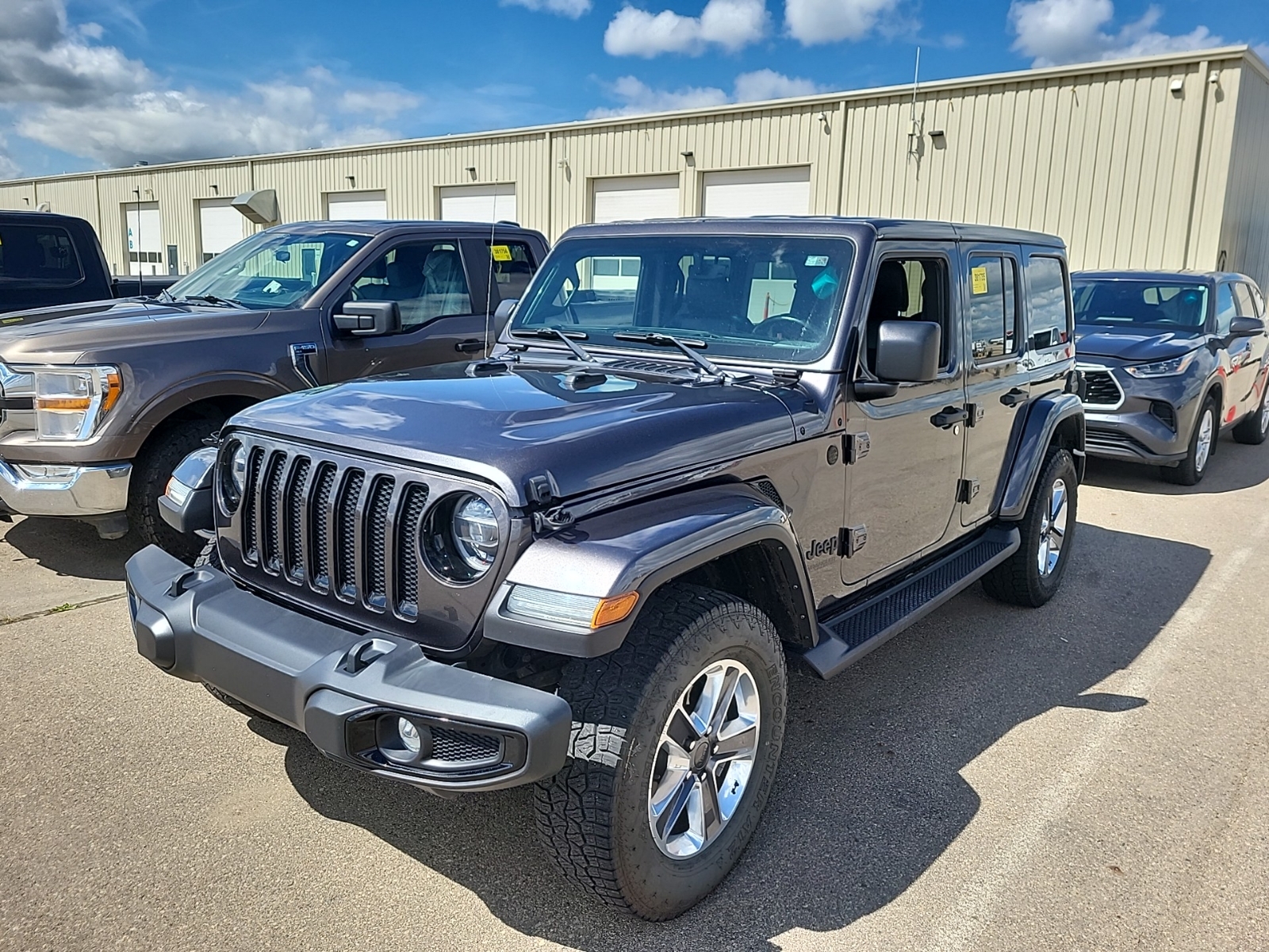 2021 Jeep Wrangler UNLIMITED ALTITUDE Unlimited Sahara