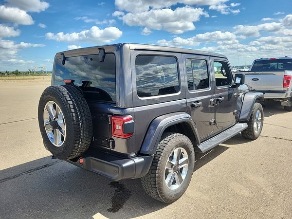 2021 Jeep Wrangler UNLIMITED ALTITUDE Unlimited Sahara
