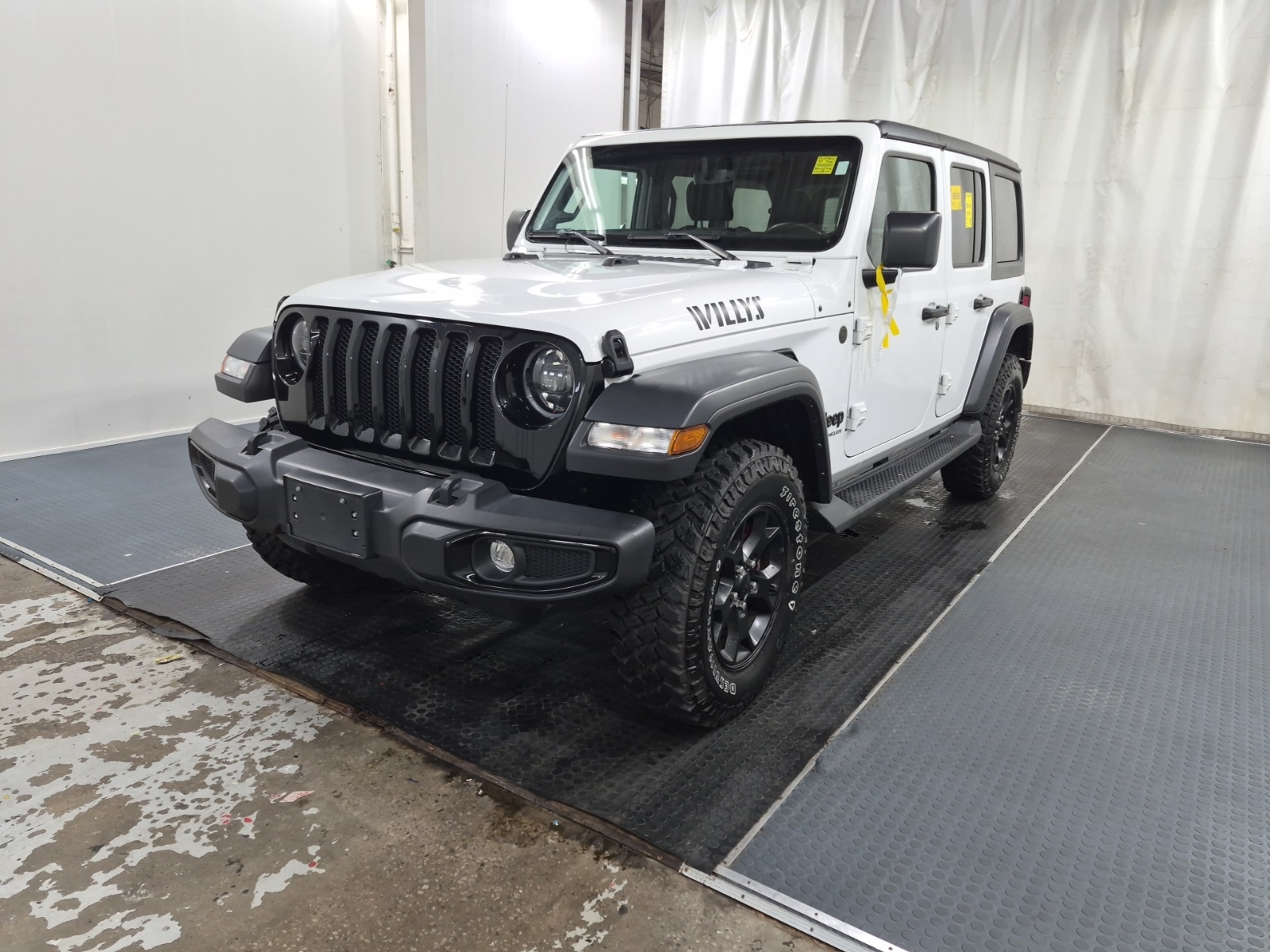 2023 Jeep Wrangler WILLYS Sport