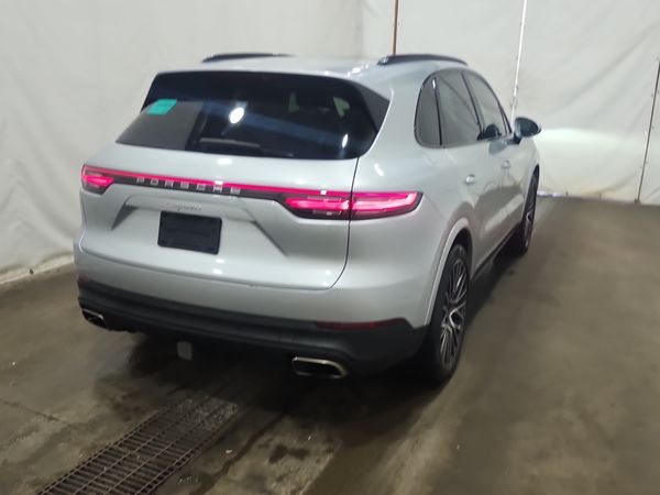 2019 Porsche Cayenne BASE