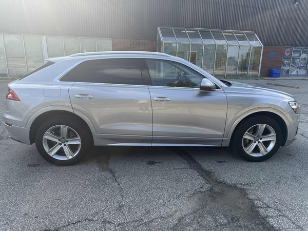 2019 Audi Q8 Progressiv Premium