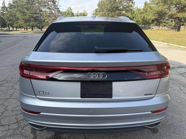 2019 Audi Q8 Progressiv Premium