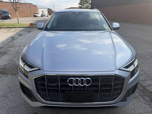 2019 Audi Q8 Progressiv Premium