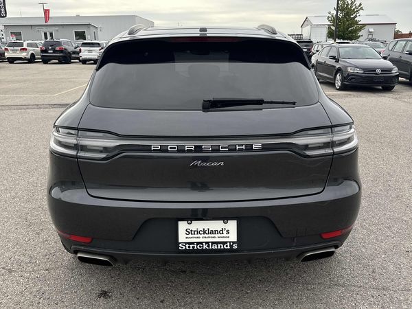2021 Porsche Macan AWD Base