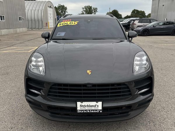 2021 Porsche Macan AWD Base