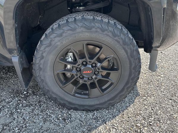 2025 Toyota Tacoma 4x4 Double Cab Auto