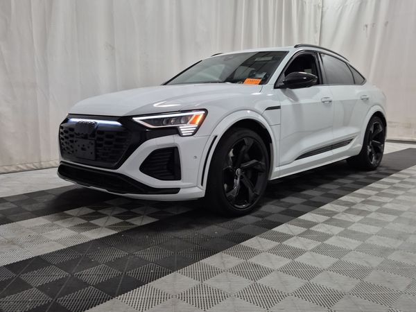 2024 Audi SQ8 e-tron Sportback QUATTRO