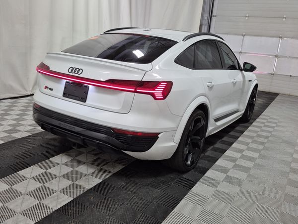 2024 Audi SQ8 e-tron Sportback QUATTRO quattro Premium Plus