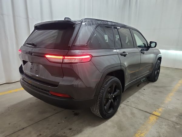2023 Jeep Grand Cherokee 4x4 Altitude Laredo, Altitude