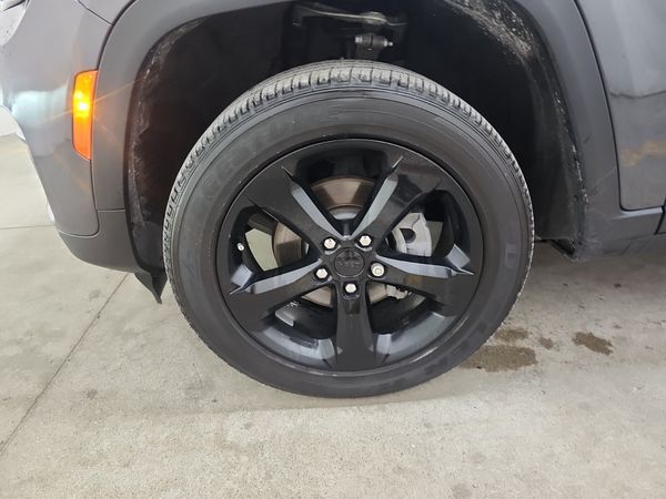 2023 Jeep Grand Cherokee 4x4 Altitude Laredo, Altitude