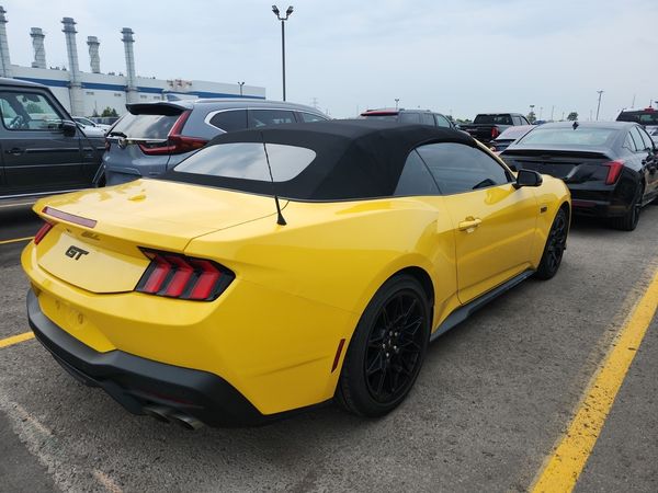 2024 Ford Mustang GT PREMIUM