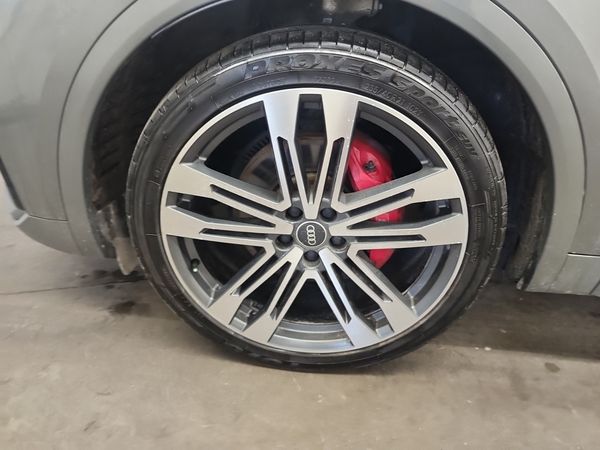 2023 Audi SQ5 Sportback TECHNIK quattro Prestige