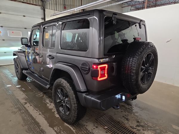 2022 Jeep Wrangler UNLIMITED SAHARA ALTITUDE