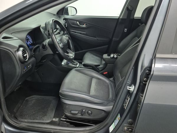 2019 Hyundai KONA LUXURY SEL