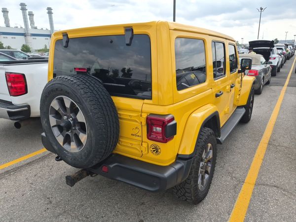 2020 Jeep WRANGLER UNLIMITED SAHARA