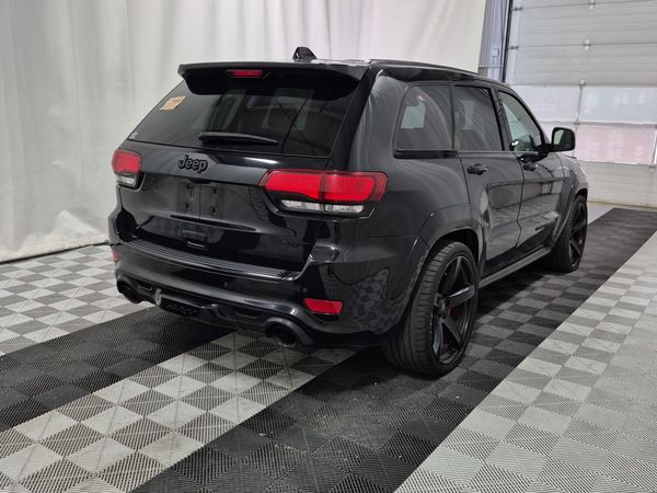 2020 Jeep Grand Cherokee SRT