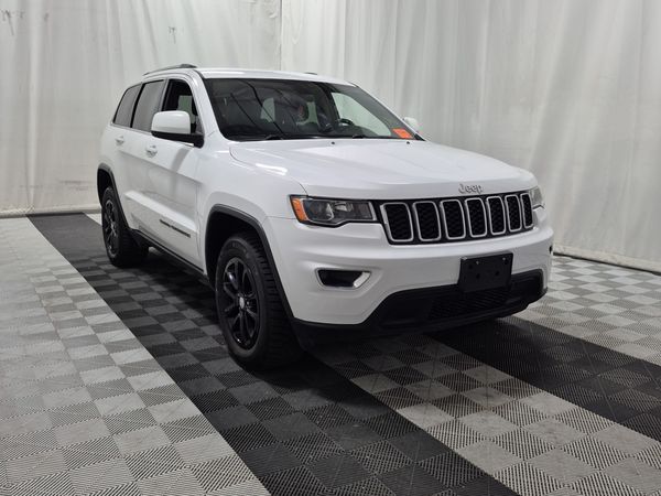 2021 Jeep Grand Cherokee LAREDO