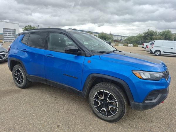2024 Jeep COMPASS TRAILHAWK
