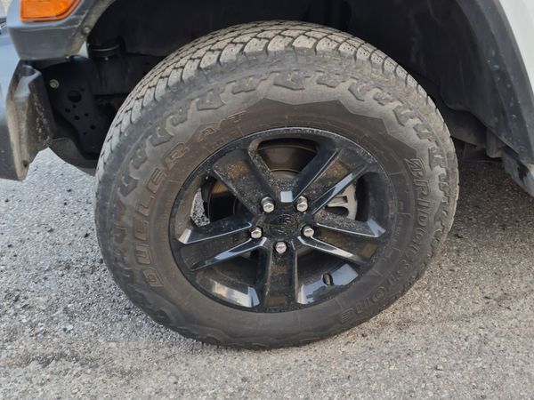2023 Jeep Wrangler SAHARA ALTITUDE
