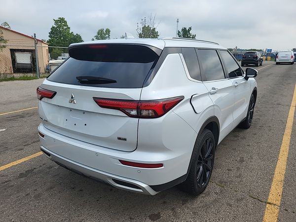 2023 Mitsubishi Outlander S-awc Sel
