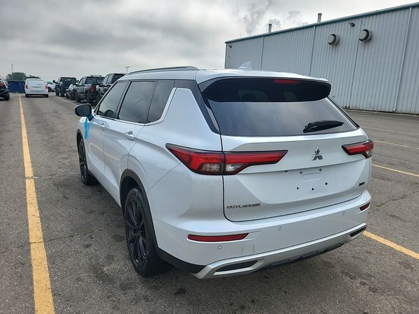 2023 Mitsubishi Outlander S-awc Sel