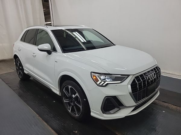 2024 Audi Q3 PROGRESSIV