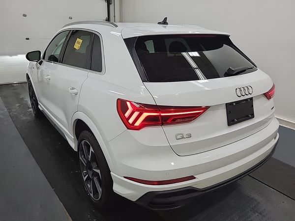 2024 Audi Q3 PROGRESSIV