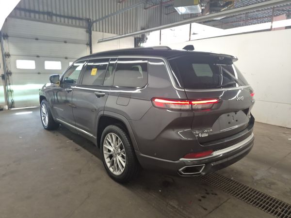 2022 Jeep Grand Cherokee L SUMMIT