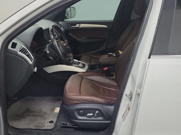 2017 Audi Q5 2.0T PROGRESSIV quattro Premium Plus