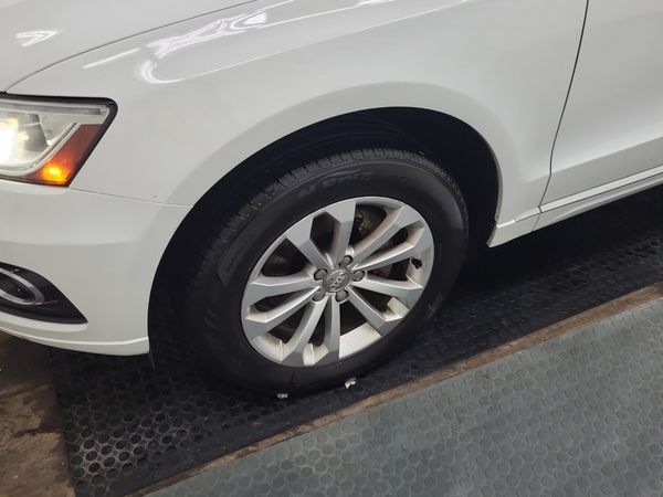 2017 Audi Q5 2.0T PROGRESSIV quattro Premium Plus