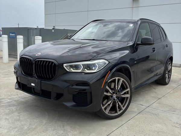 2022 BMW X5 M50i